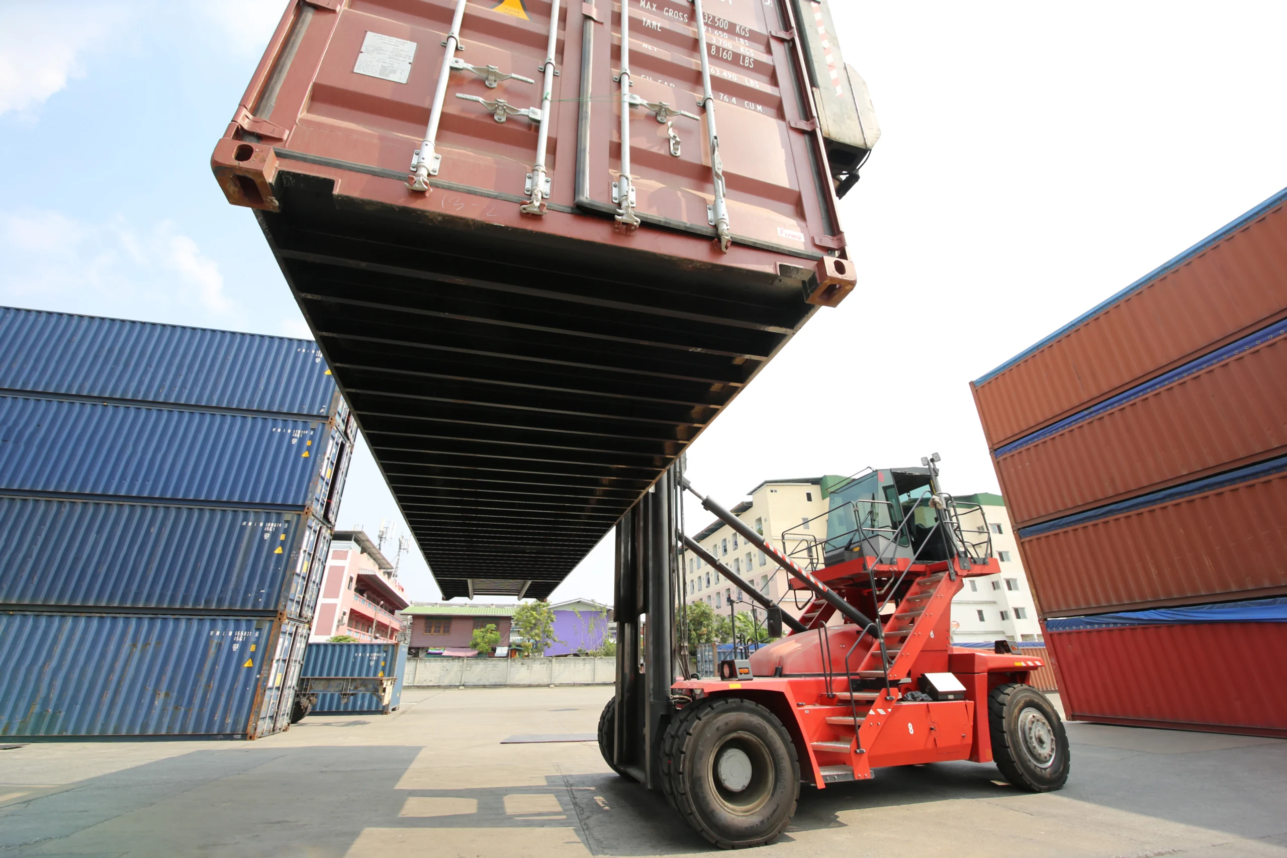 Less Than R200 Storage Containers Less than Container Load Shipping Service Across GCC Countries